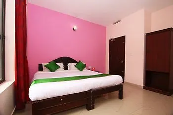 Hotel Oyo Rooms 080 Munnar Town